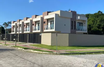 Sobrado novo pronto para morar, próx. da praia do brejatuba, guaratuba/pr. sobrado com excelente padrão de acabamento.