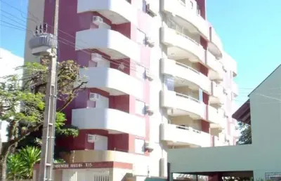 Cobertura 4 quartos sendo 2 suítes, com 2 vagas de garagem no centro em guaratuba/pr - imobiliária áfrica