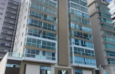 Excelente apartamento quadra mar | 4 suítes, 3 vagas de garagem na meia praia em itapema/sc - imobiliária áfrica