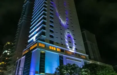 Excelente apartamento novo | 3 suítes sendo 1 master, 3 vagas de garagem na meia praia em itapema/sc - imobiliária áfrica