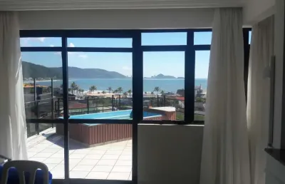 Guaratuba - pr  praia central. ótimo apartamento cobertura duplex  para alugar com vista para o mar.