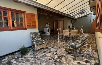 Casa terrea para venda, localizado na cidade de brotas/sp.