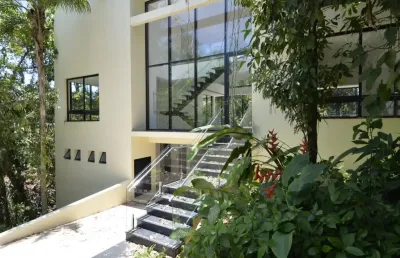 Casa para venda, no condomínio iporanga, na cidade do guarujá/sp