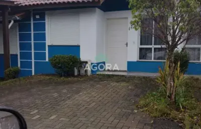 Casa em condomínio fechado com 2 quartos para alugar no estância velha, canoas  por r$ 1.600