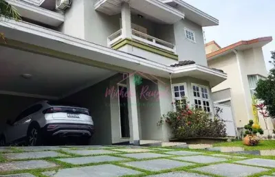 Casa no condomínio villa branca i - 4 dorm - 2 suítes - piscina privativa