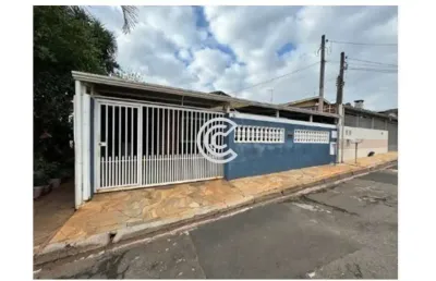 Casa com 2 quartos à venda na rua das guajuviras, 166, vila boa vista, campinas, 200 m2 por r$ 320.000