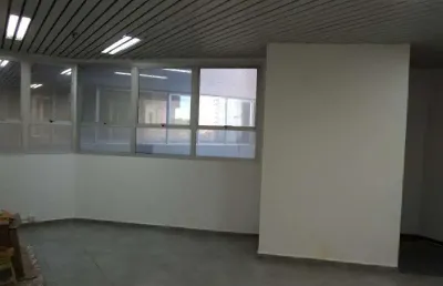 Sala comercial com 1 sala para alugar na Rua Barão de Jaguara, 707, Centro, Campinas