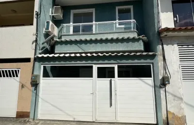 Casa em condomínio fechado com 2 quartos à venda na Rua Carumbé, Realengo, Rio de Janeiro