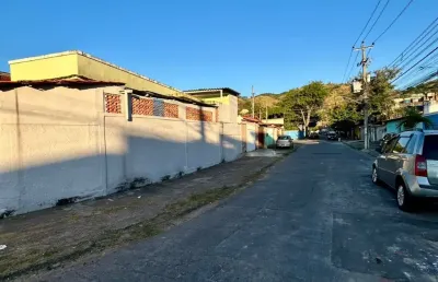 Casa com 2 quartos à venda na Rua Francisco Prado, 37, Realengo, Rio de Janeiro