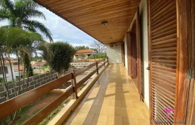 Casa com 3 dormitórios à venda, 518 m² por r$ 1.350.000 - centro - leme/sp