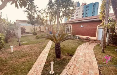 Casa com 3 dormitórios à venda, 383 m² por r$ 1.800.000 - centro - pirassununga/sp
