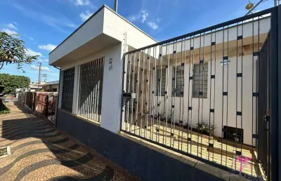 Casa com 3 dormitórios à venda, 198 m² por r$ 520.000,00 - centro - leme/sp