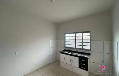 Casa com 2 dormitórios para alugar, 152 m² por r$ 850,00/mês - jardim eroísi - leme/sp