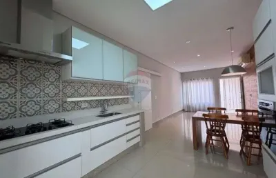 Casa à venda no jardim aviação conforto, sofisticação e localização privilegiada!