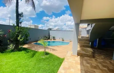 Sobrado para venda tem 368 metros quadrados com 3 quartos em centro - piracicaba - sp