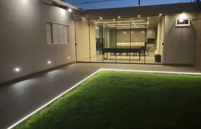 Linda casa 5 quartos, de esquina a venda no setor bueno