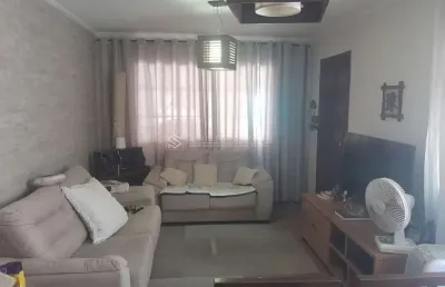 Casa a venda na cidade dutra com 2 dormitórios e 2 vagas de garagem