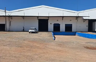 Aluga-se galpão/armazém (condomínio fechado) no distrito industrial - cuiabá mt