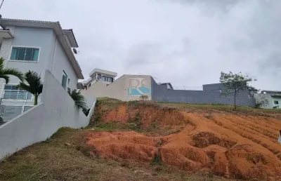 Terreno parte alta do vale dos cristais, com frente para o nascente