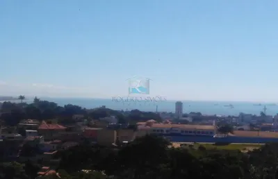Terreno em declive com 310m2, com linda vista para o mar, macae-rj
