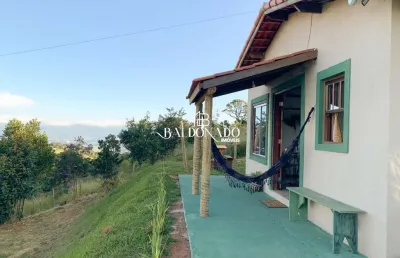 Chácara em extrema mg à venda 6.050m2 divisa com cachoeira