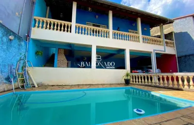 Casa em extrema mg à venda com duas casas, piscina, 300m² de