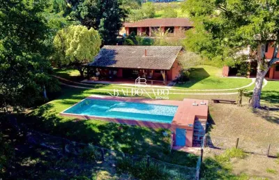 Sítio em piracaia sp à venda frente para a represa 3 casas