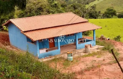 Chácara em extrema mg à venda 4.500m  a 13km centro poço escritura