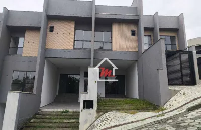 Encante-se com esse lindo imóvel com 3 dormitórios (1 suíte), pensada para acolher sua família com muito conforto na escola agrícola.