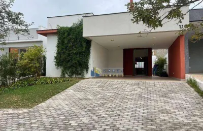 Casa térrea à venda com 3 suítes, piscina e área gourmet no condomínio portal de bragança horizonte!!