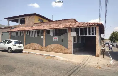 Casa com 4 quartos à venda na Rua R 10, Vila Redenção, Goiânia