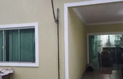 Casa com 4 quartos à venda na Rua Uberlândia, 1, Cardoso, Aparecida de Goiânia