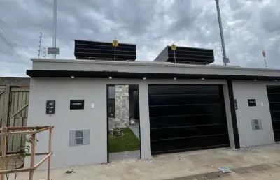 Casa com 3 quartos à venda na Rua 50, 1, Condomínio das Esmeraldas, Goiânia