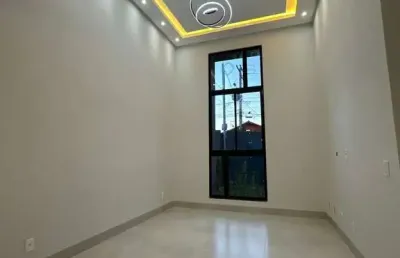 Casa com 3 quartos à venda na Rua 18 C, Setor Garavelo, Aparecida de Goiânia