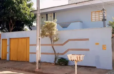 Casa com 4 quartos à venda na Rua 1, 1, Centro, Abadia de Goiás