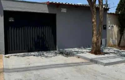 Casa com 3 quartos à venda na Rua 504, 1, Jardim Mont Serrat, Aparecida de Goiânia