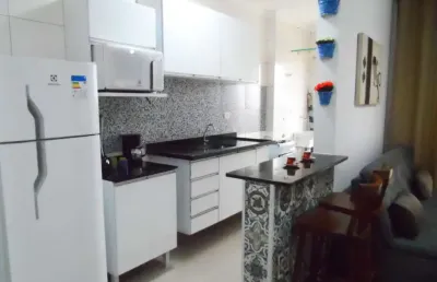 Apartamento  para locação 02 dormitórios. (01 suíte) - mobiliado - 200 metros da praia