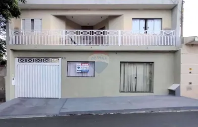 Casa á venda, com 5 quartos, garagem para 3 carros próximo a bernadinho de campos