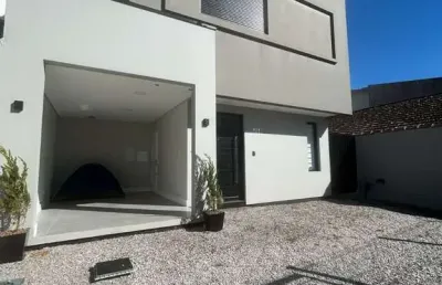 Casa com 3 quartos à venda na antonio matos areias, 581, estreito, florianópolis por r$ 2.000.000