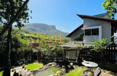 Casa em condomínio fechado com 3 quartos à venda na rua das cabreúvas, 455, pedra branca, palhoça por r$ 1.990.000