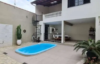Sobrado com 3 dormitórios à venda, 330 m² por r$ 1.200.000,00 - centro - taubaté/sp