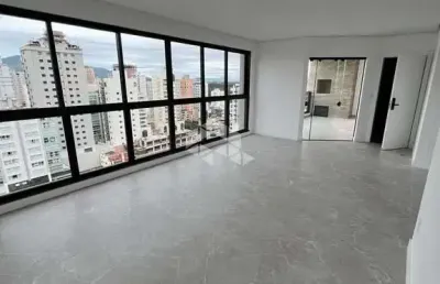 Apartamento com 3 quartos à venda na Rua 258, 340, Meia Praia, Itapema