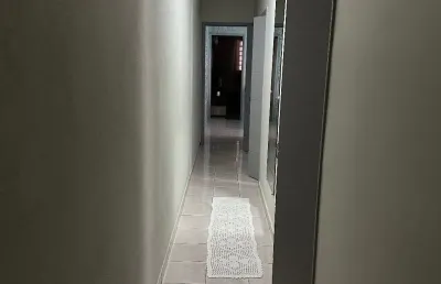 Linda casa com móveis planejados no parque  interlagos