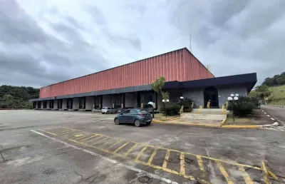 Galpão para alugar, 17500 m² por r$ 525.000/mês - bairro pessegueiros - extrema/mg
