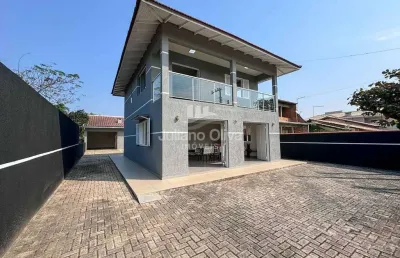 Sobrado com 05 dormitórios a 150m do mar - barra do saí