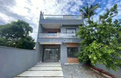 Casa com 3 quartos à venda na Rua 833 Mergulão, São José, Itapoá