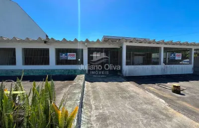 Sobrado à venda  com ponto comercial e 3 quartos - sai mirim