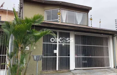 Sobrado com 4 dormitórios, 230 m² - venda por r$ 750.000,00 ou aluguel por r$ 3.876,00/mês - loteamento villa branca - jacareí/sp