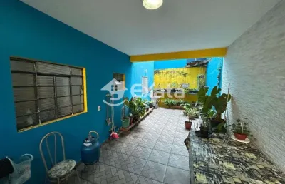 Casa com 2 quartos à venda na Rua dos Alpes, 758, Vila Barcelona, Sorocaba