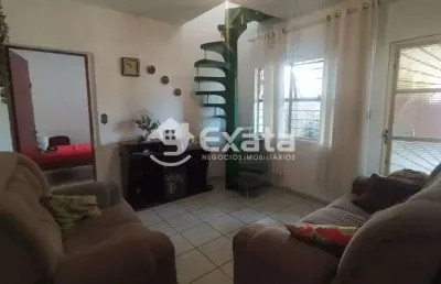 Sobrado com 03 quartos em votorantim - jardim maria lucia